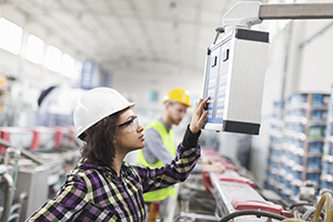 Portraits of workers in the factory.